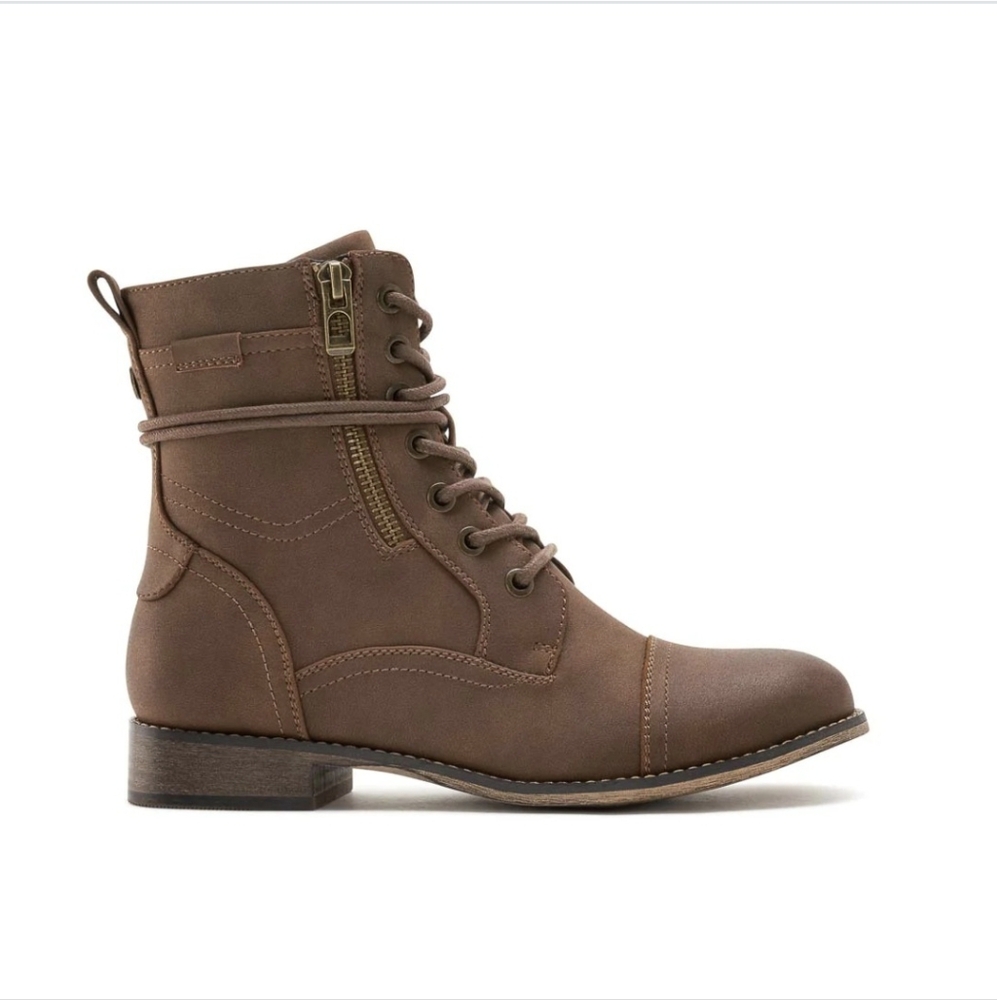 Brown LaceUp Boots